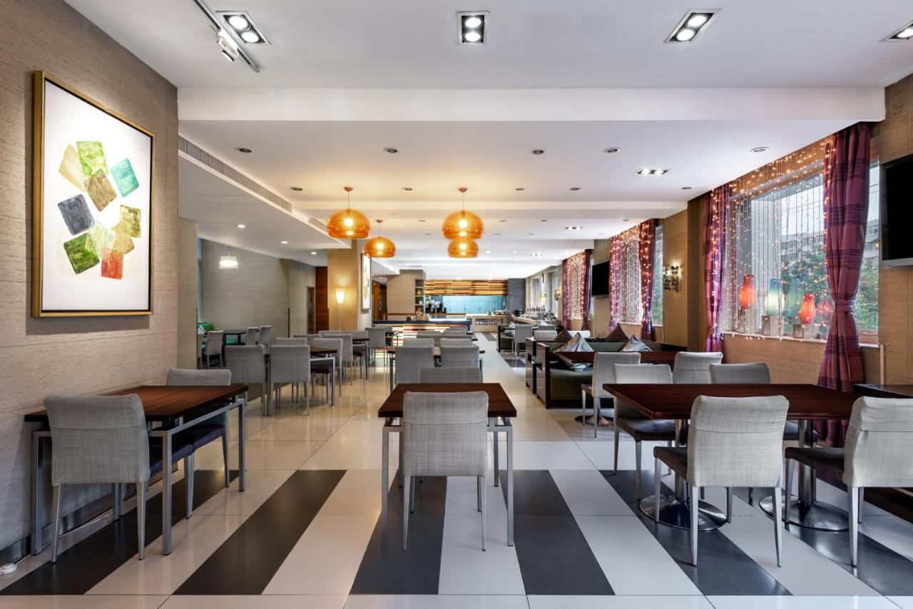 Express Shangdi By Ihg L Next To Yuanmingyuan Park & Subway & Qinghe Railway Station & Sport L Taxi 15 Minutes To Summer Palace & & Tsinghua L 20 Minutes To Badaling Great By Ra Hotel Peking (Beijing)